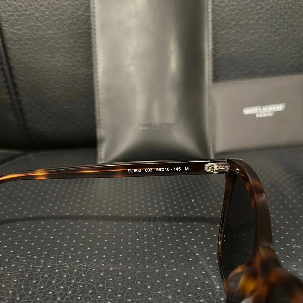 Saint Laurent Tortoiseshell Brown Cat-Eye Sunglasses